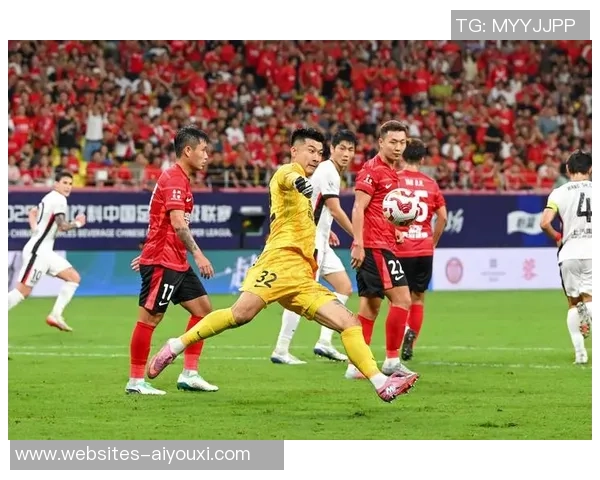 成都足球队进攻体系解析与战术创新探讨